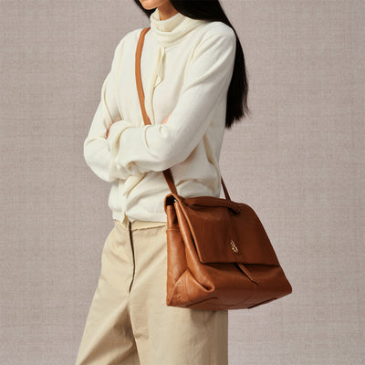 Swale Messenger Bag (Dong Hand-Crinkled Texture)