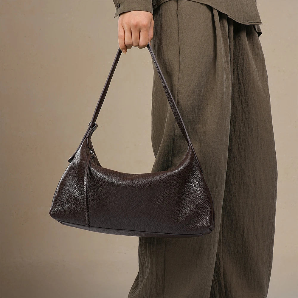 Relume Shoulder Hobo