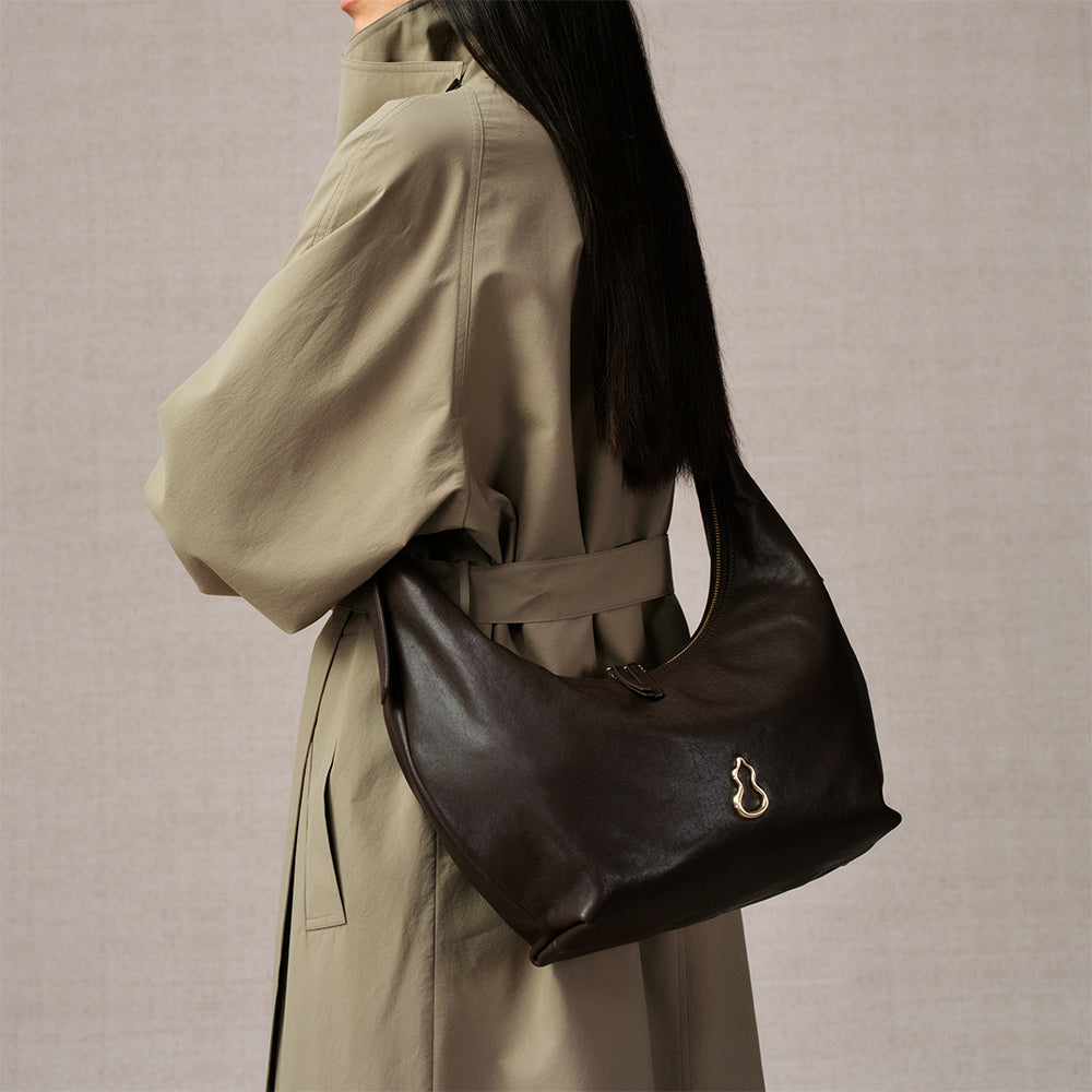 Large Flow Crescent Bag (Vegetable-Tanned)