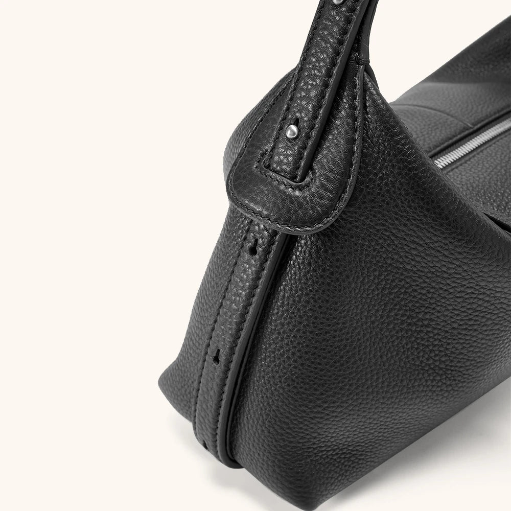 Relume Shoulder Hobo