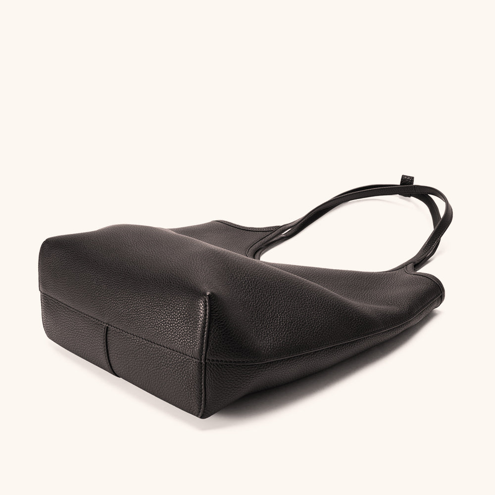 Small Relume Bucket Shoulder Bag