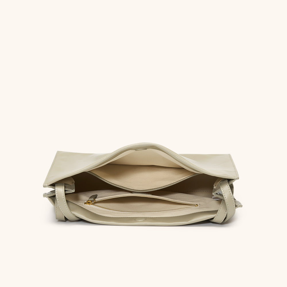 Medium Flow Tote