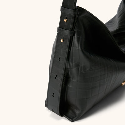 Medium Flow Hobo (Dong Grid Embossed)