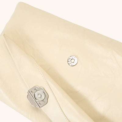 Swale Messenger Bag (Petal Buckle)