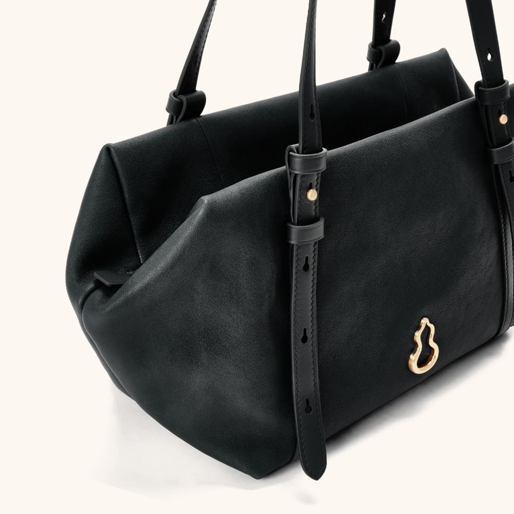 Relume Diamond Shoulder Bag