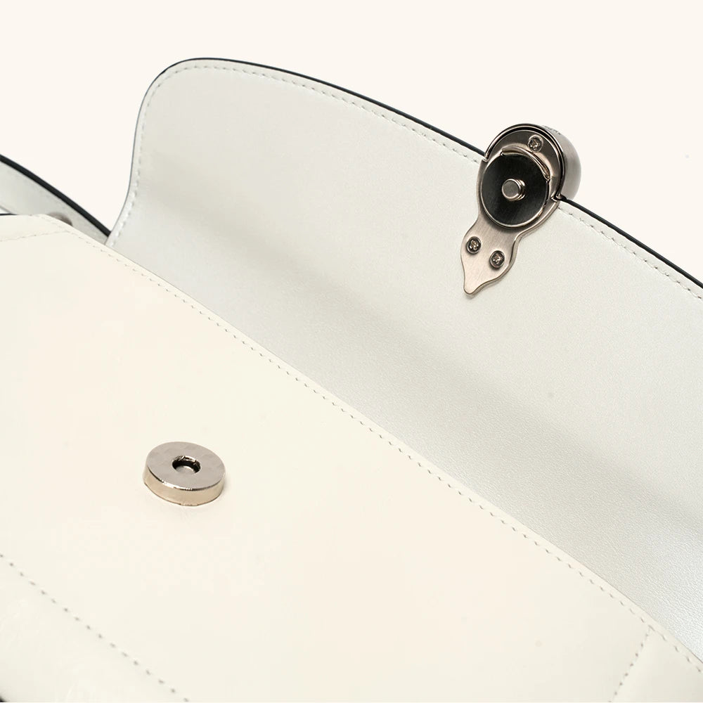Latch Weeble Satchel