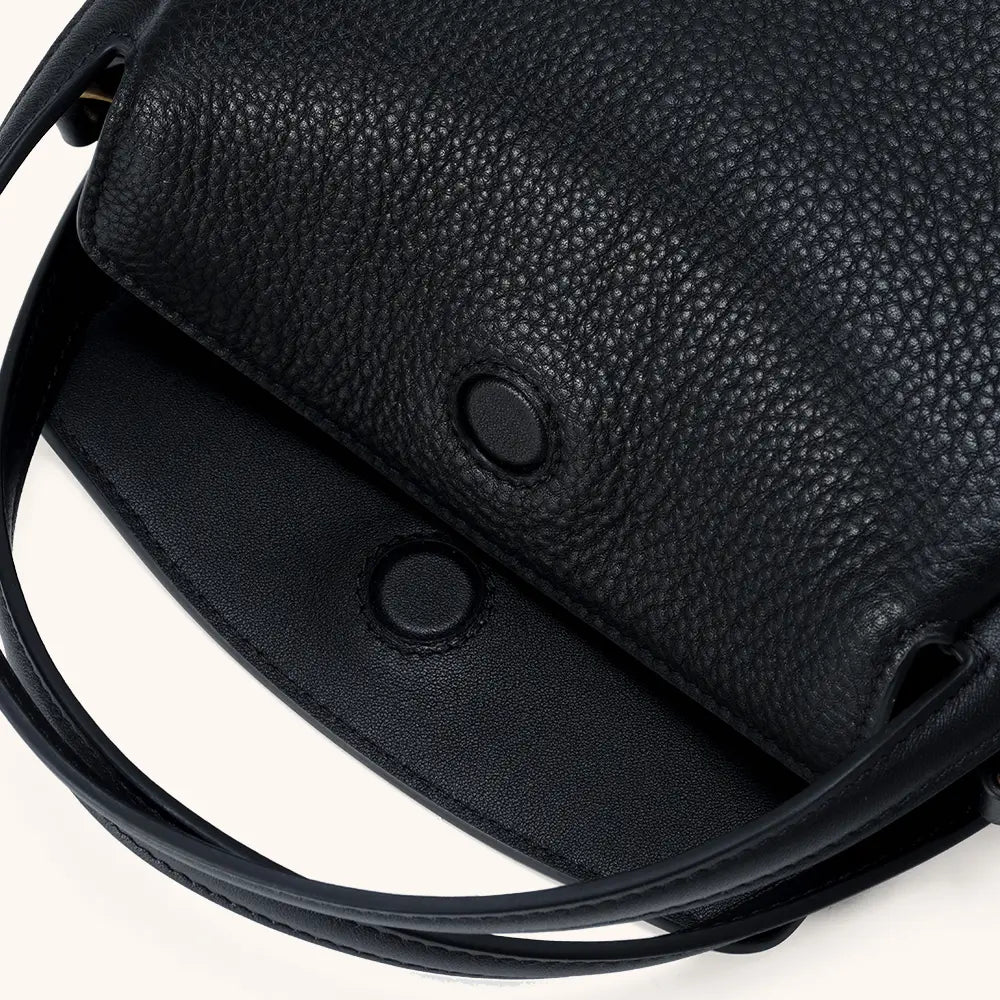Small Drum Tote (Soft Grain)