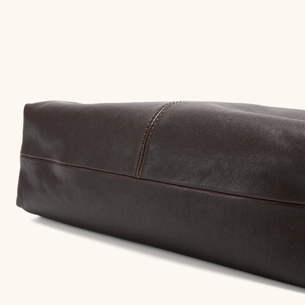 Large Flow Crescent Bag (Vegetable-Tanned)