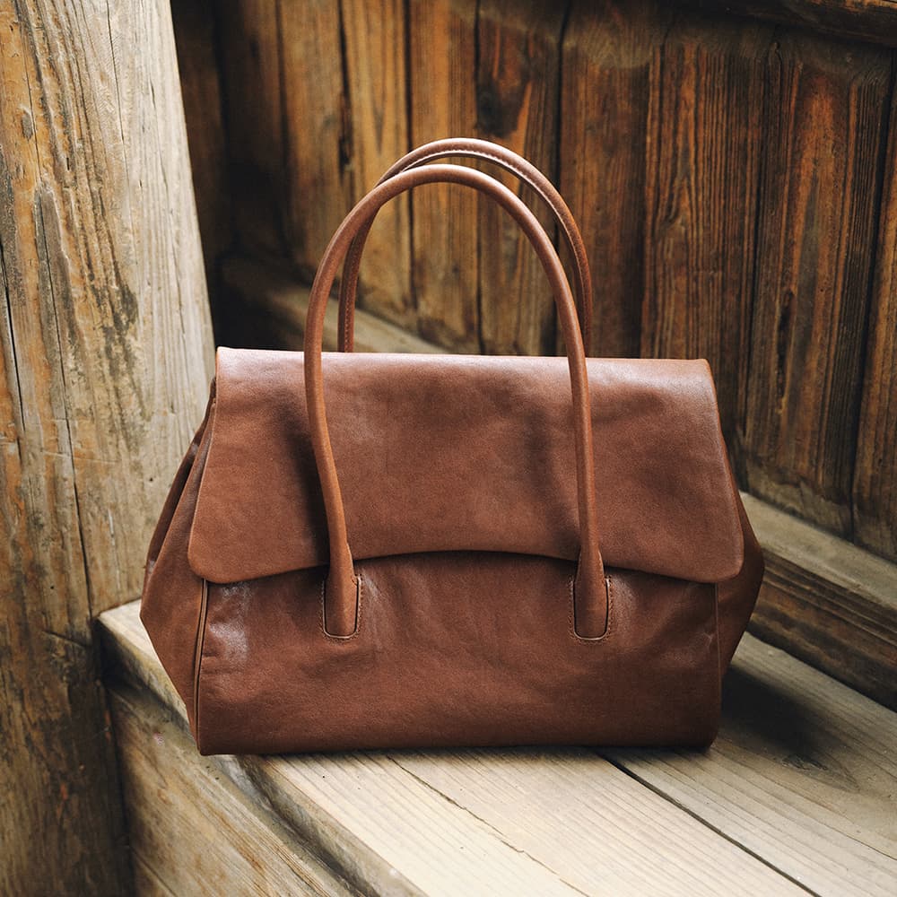 Fulfill Flap Tote
