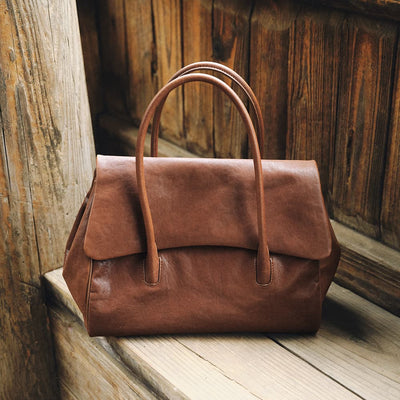 Fulfill Flap Tote