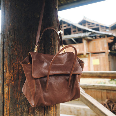 Fulfill Flap Tote