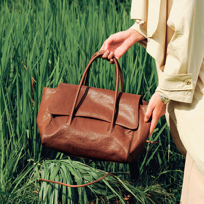 Fulfill Flap Tote