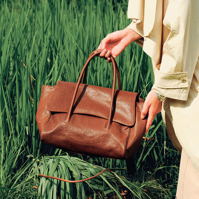 Fulfill Flap Tote