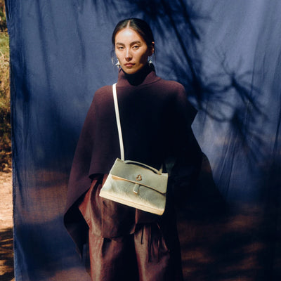 Small Swale Messenger Bag (Dong Hand-Crinkled Texture)