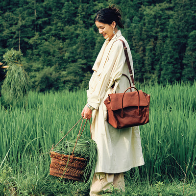Fulfill Flap Tote