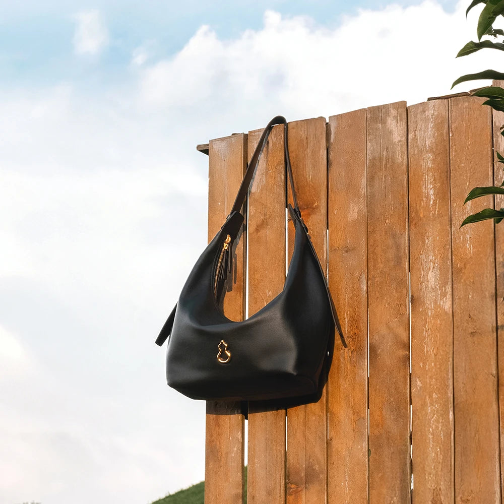 Small Flow Crescent Bag