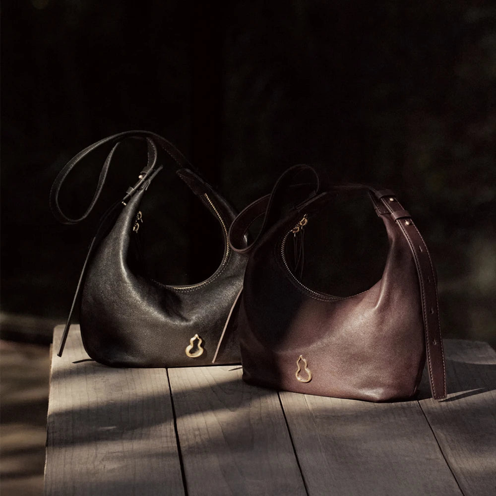 Large Flow Crescent Bag (Vegetable-Tanned)