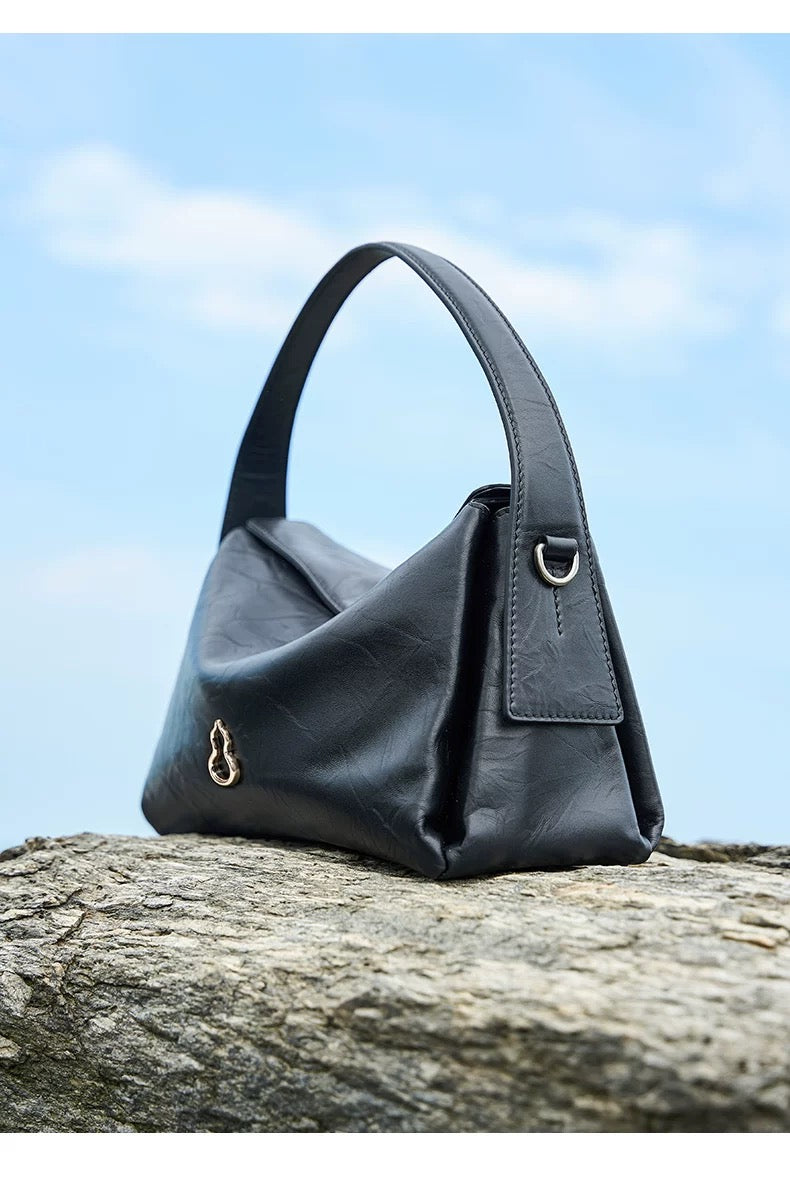 Top-Grain Leather Flying Eaves Crossbody & Shoulder Bag <Fu Lu>