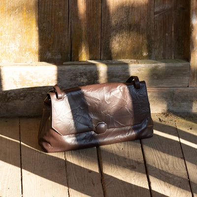 Swale Messenger Bag (Petal Buckle)