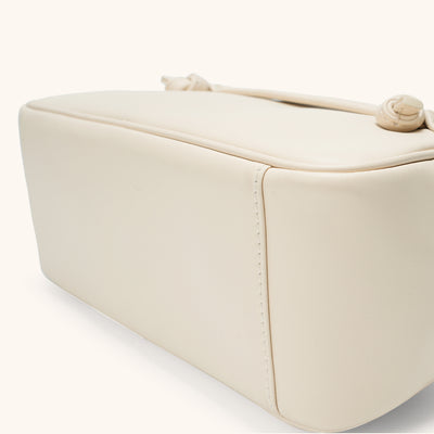 Bottom View of the Bampo Bowler Knot Bag