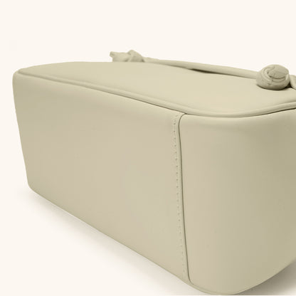 Bottom View of the Bampo Bowler Knot Bag