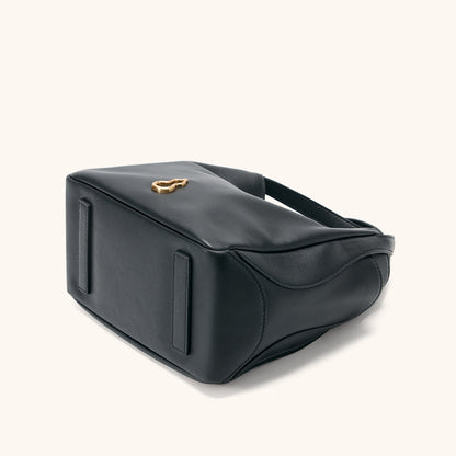 Details of the Bampo Drum Tote