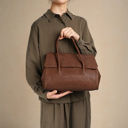 Bampo Fulfill Flap Tote on Model 3