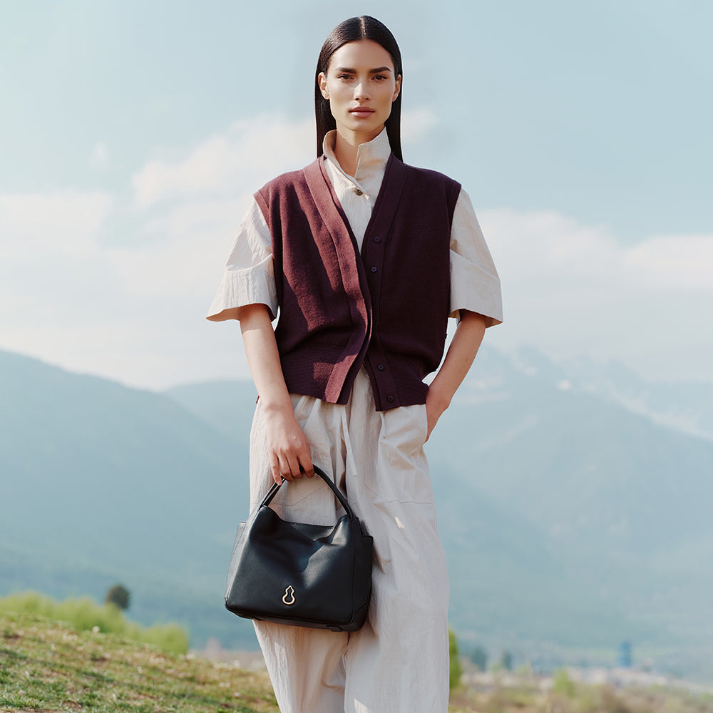 Bampo Harmony Tote on Model 7