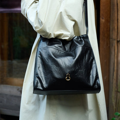 Hoard Shoulder Bag | Bampo