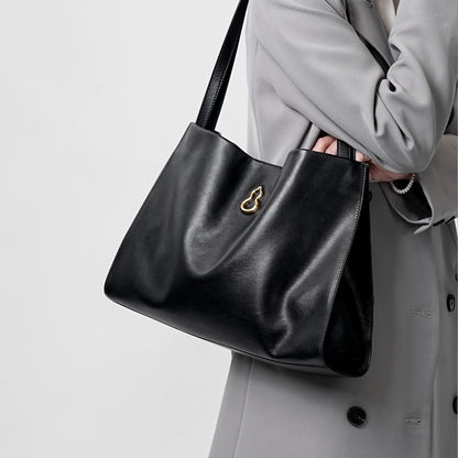 Large Fluffy Tote | Bampo