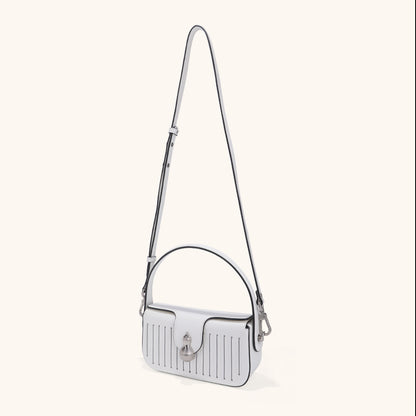 Details of the Bampo Latch Boxy Bag