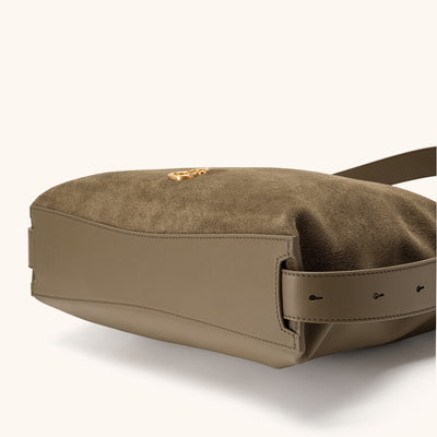 Leather of the Bampo Medium Flow Hobo double faced suede