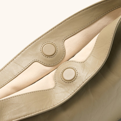 Details of the Bampo Medium Flow Hobo