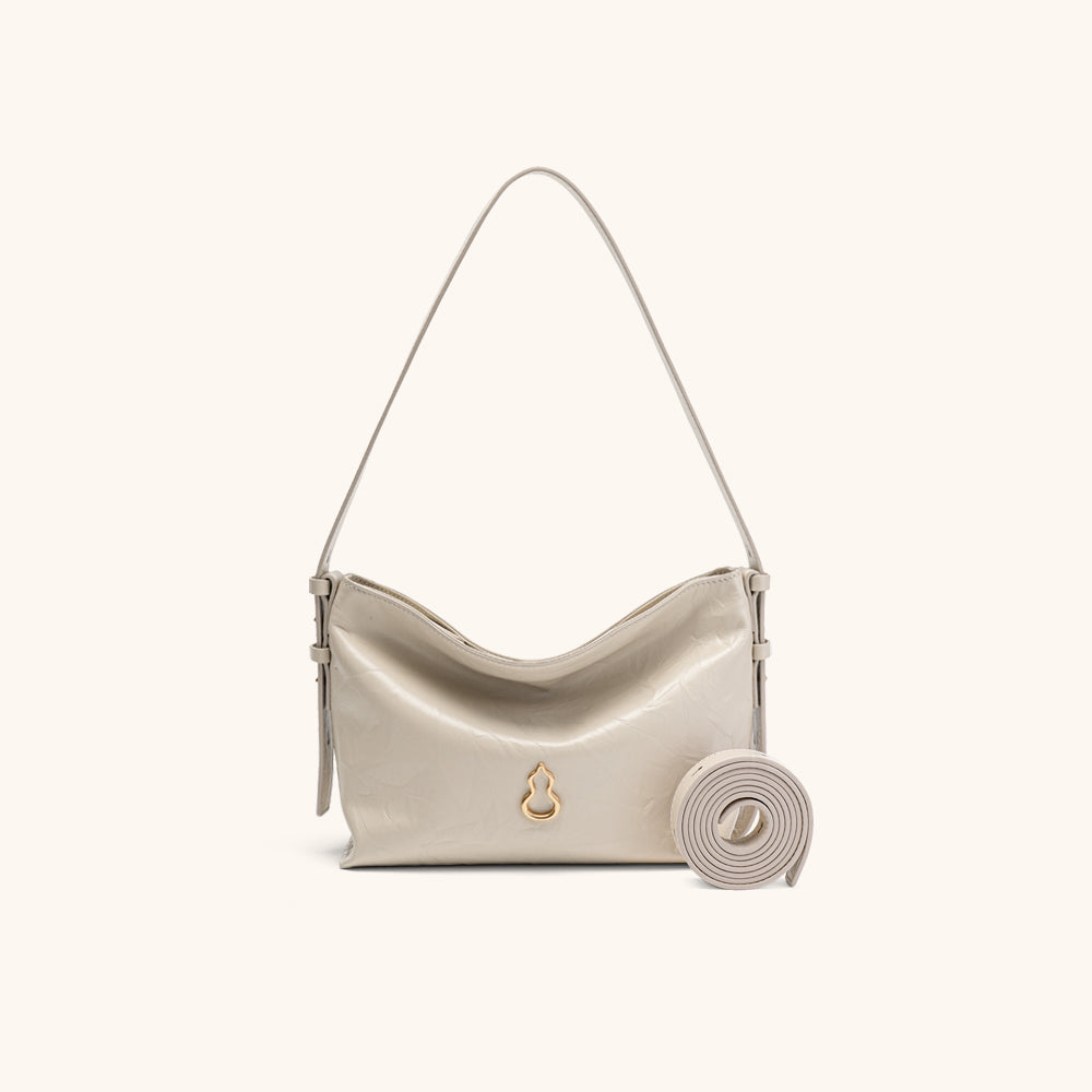 Bampo Small Flow Hobo on Model 1