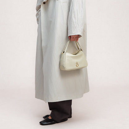 Bampo Small Harmony Tote (Texture Version) on Model 8