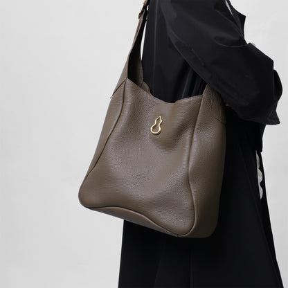 Bampo Trove Bucket Bag on Model 1