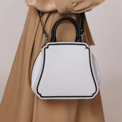 blank space handbag in white | Bampo