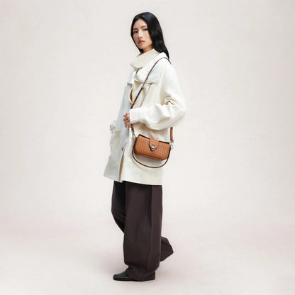 hulu handbag in brown | Bampo