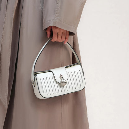 hulu handbag in wihite | Bampo
