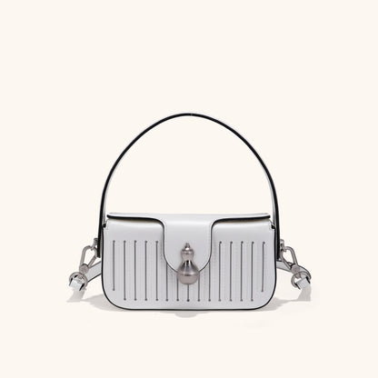 White leather handbag with hulu-shaped hardware | Bampo