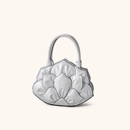 lotus handbag in white | Bampo